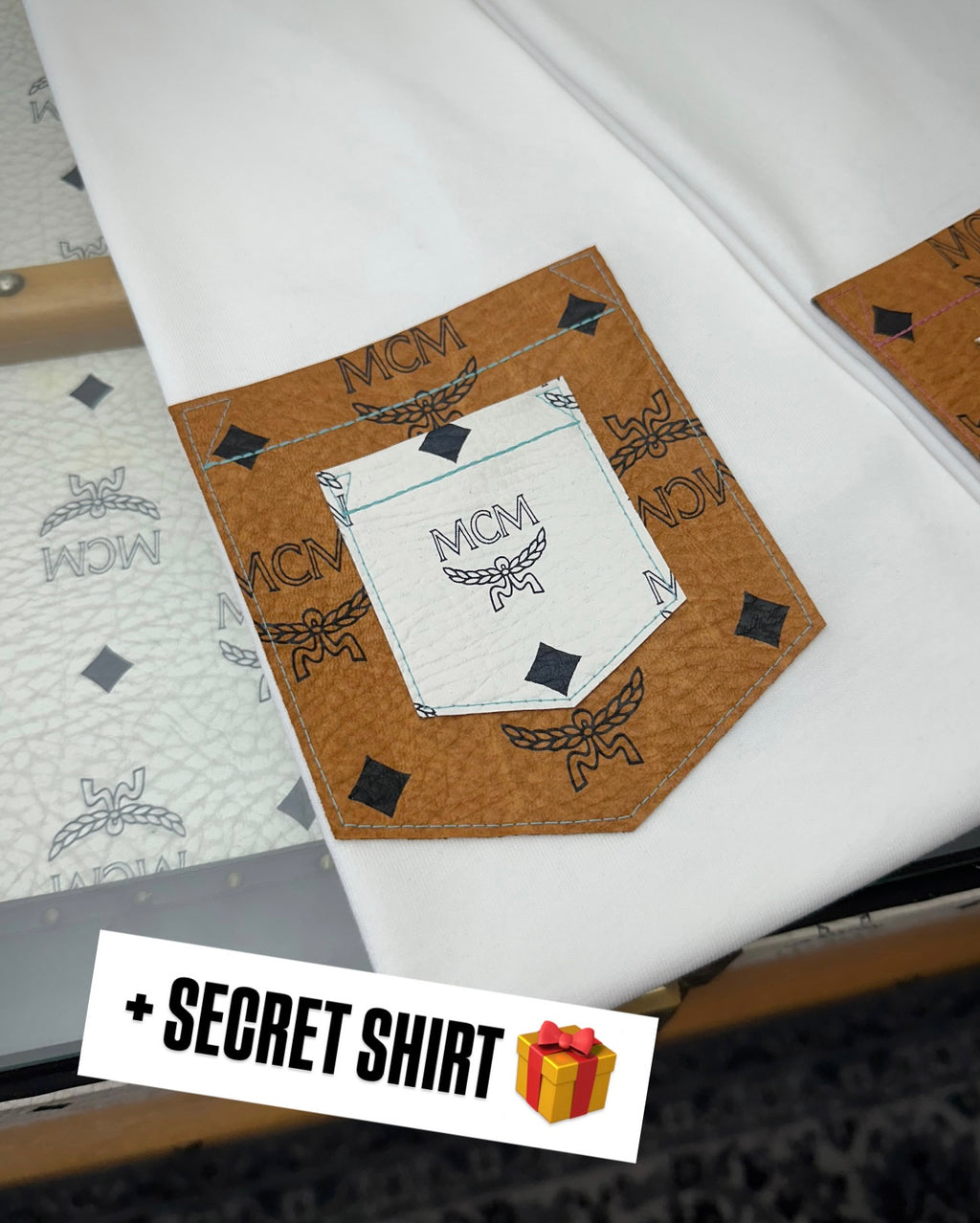 1 x Pocketshirt + SECRET SHIRT