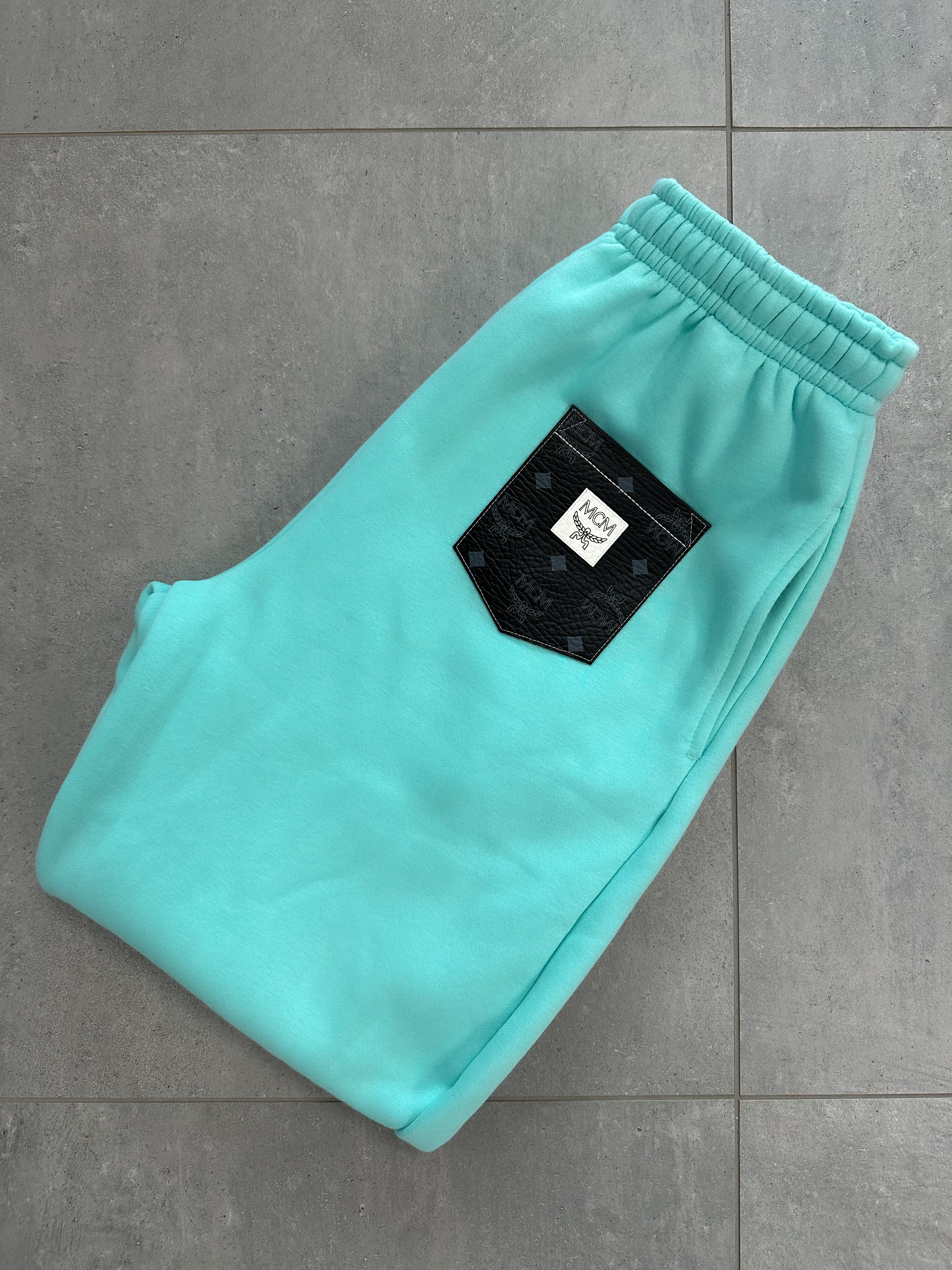 Fluffy Hose (Türkis)