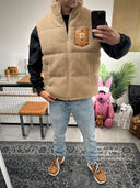 Herren Teddy Weste beige (mit Metallplakette)