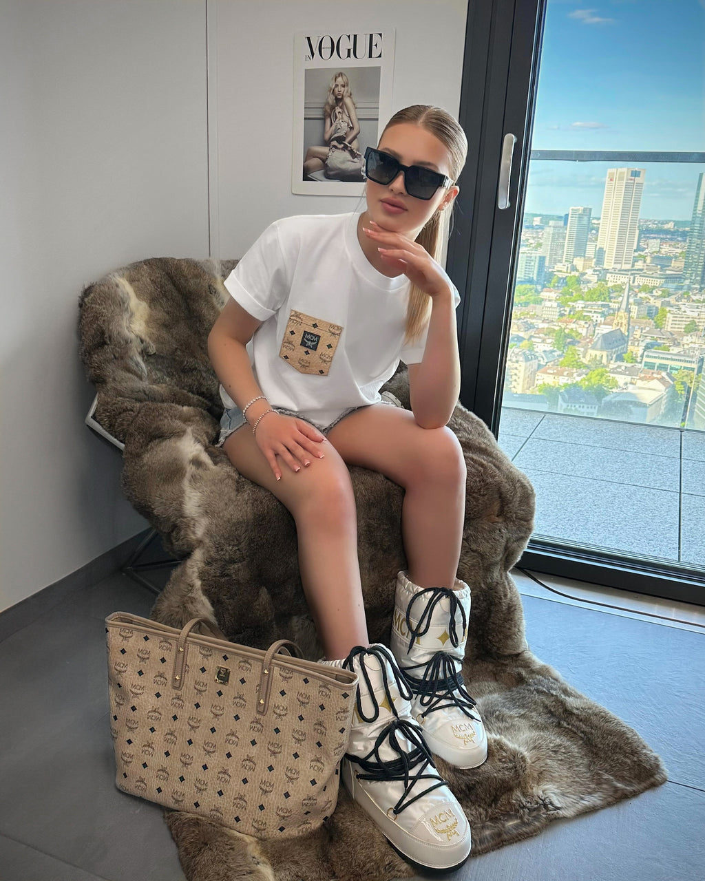 UNISEX Beige Shirt (limited edition)