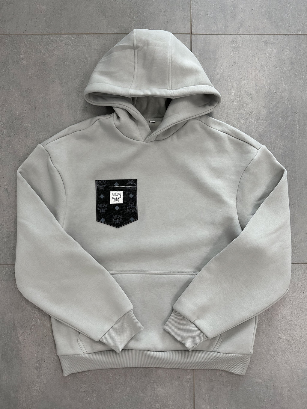 Frauen OVERSIZED Fluffy Hoody (Grau)