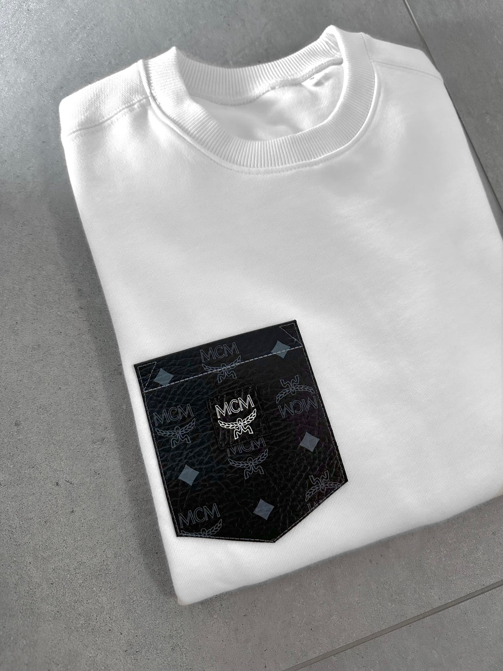 Herren Sweatshirt (white/black)