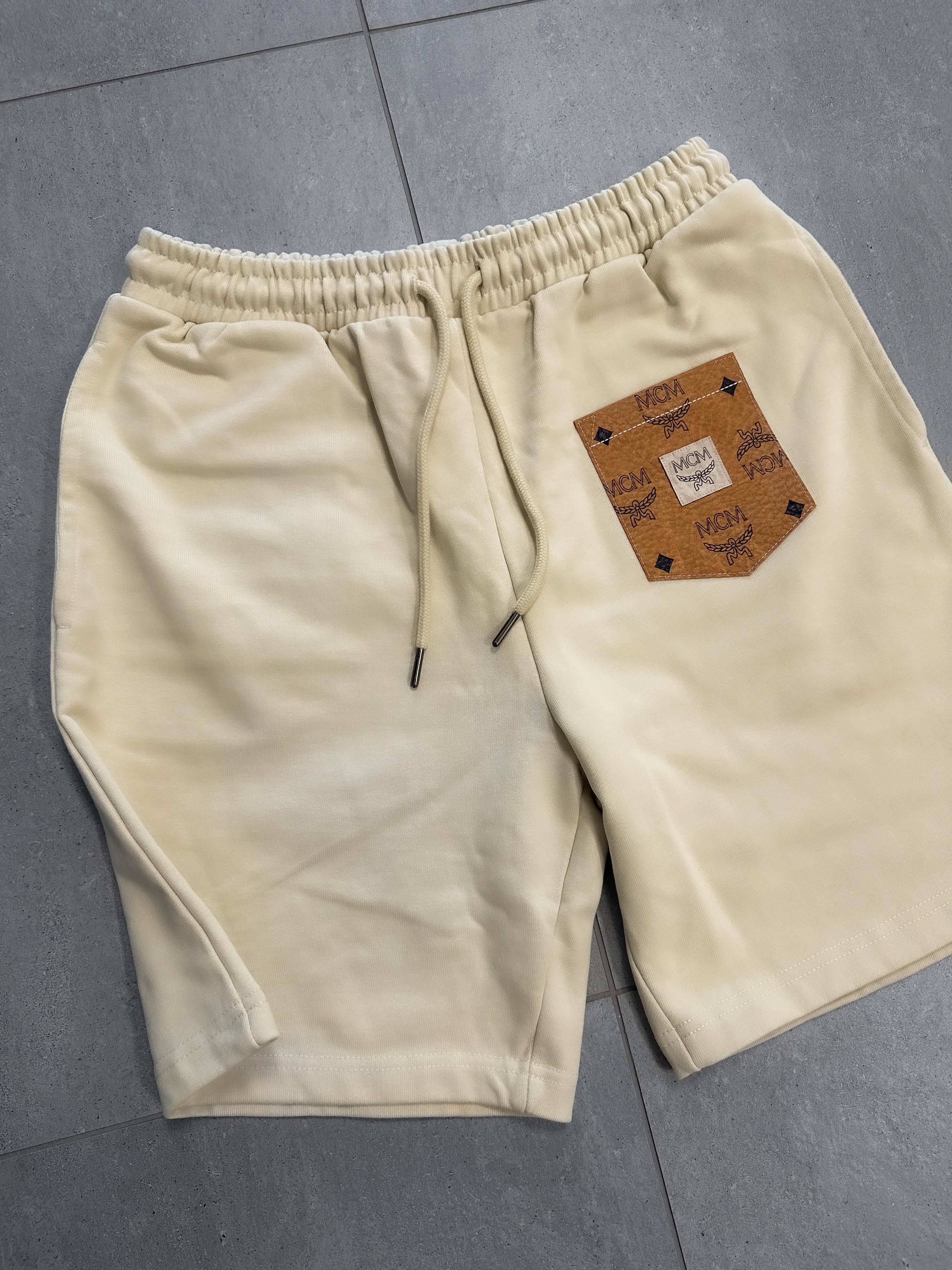 HERREN Shorts (beige)