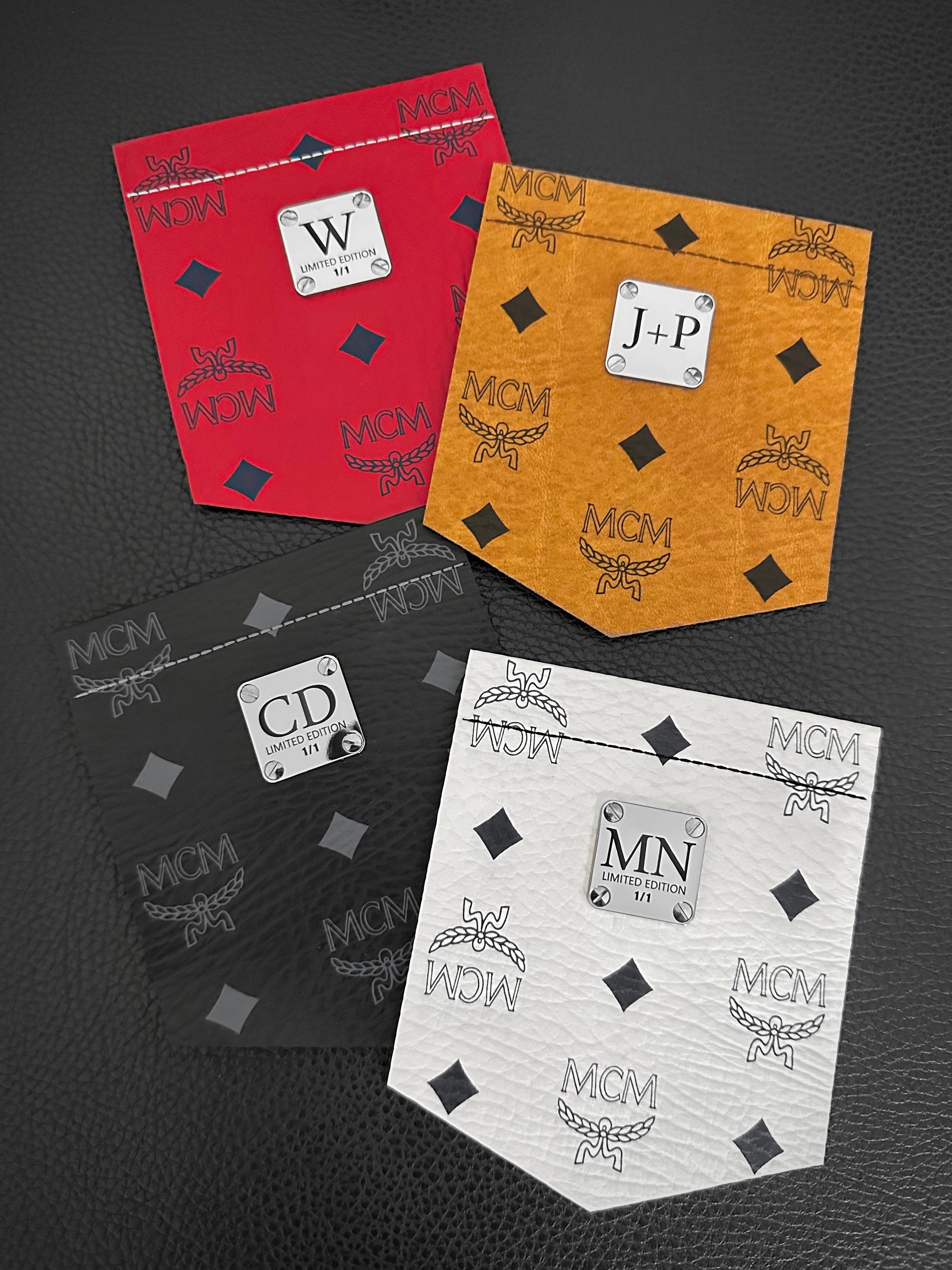 Upgrade: Individuelle Plakette mit Initialen