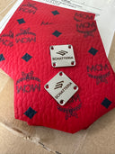 Upgrade: Individuelle Plakette mit Logo